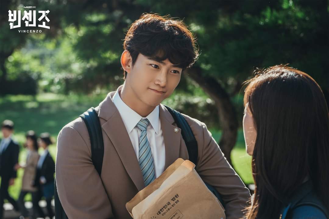KSeriesAD's tweet photo. อ๊คแทคยอน 2PM ระหว่างถ่ายทำ Vincenzo(빈센조) ช่อง tvN ออนแอร์ 20 ก.พ.นี้ 

การร่วมมือกันไขคดีในแบบฉบับวายร้ายของอดีตที่ปรึกษามาเฟียในอิตาลี และทนายความที่ทำทุกอย่างเพื่อชัยชนะ https://t.co/bBqeW5Yy8X https://t.co/zge4sNQper