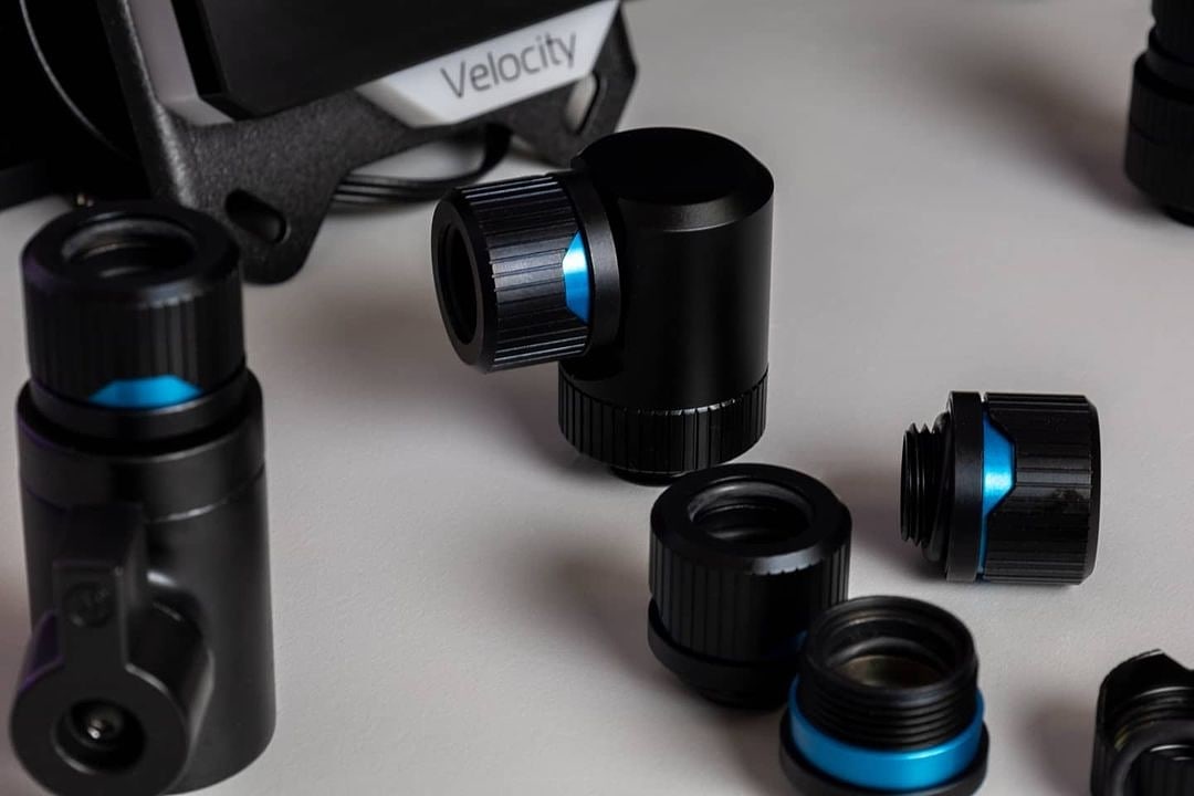 ModMyMods's tweet photo. The blue accent on these @ekwaterblocks fittings look amazing!
Photo compliments of our good friends at @braintechsociety
#Hardtubing #ekwb #hardtube #watercooling #EKWaterblocks #fittings #pcwatercooling #watercoolingpart #pccooling #computerparts #watercooled https://t.co/rtxweV6ypM