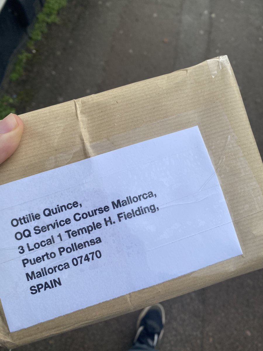 georgebatemans's tweet photo. @OttilieQ Sainsbury’s tea bags are on the way! Hopefully customs don’t hold take them! https://t.co/hnFz8OADvK