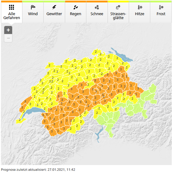 meteoschweiz's tweet photo. Warnungen des Bundes: starker Regen, Schneefall und Sturm. Jeweils Gefahrenstufe 3 (von 5). Betroffene Regionen, weitere Informationen und Verhaltensempfehlungen auf https://t.co/jbe3s0EEHU und https://t.co/3DLfZQ6CTW oder auf der MeteoSwissApp.
#MeteoSchweiz #Unwetterwarnung https://t.co/oCZC0OkRCx