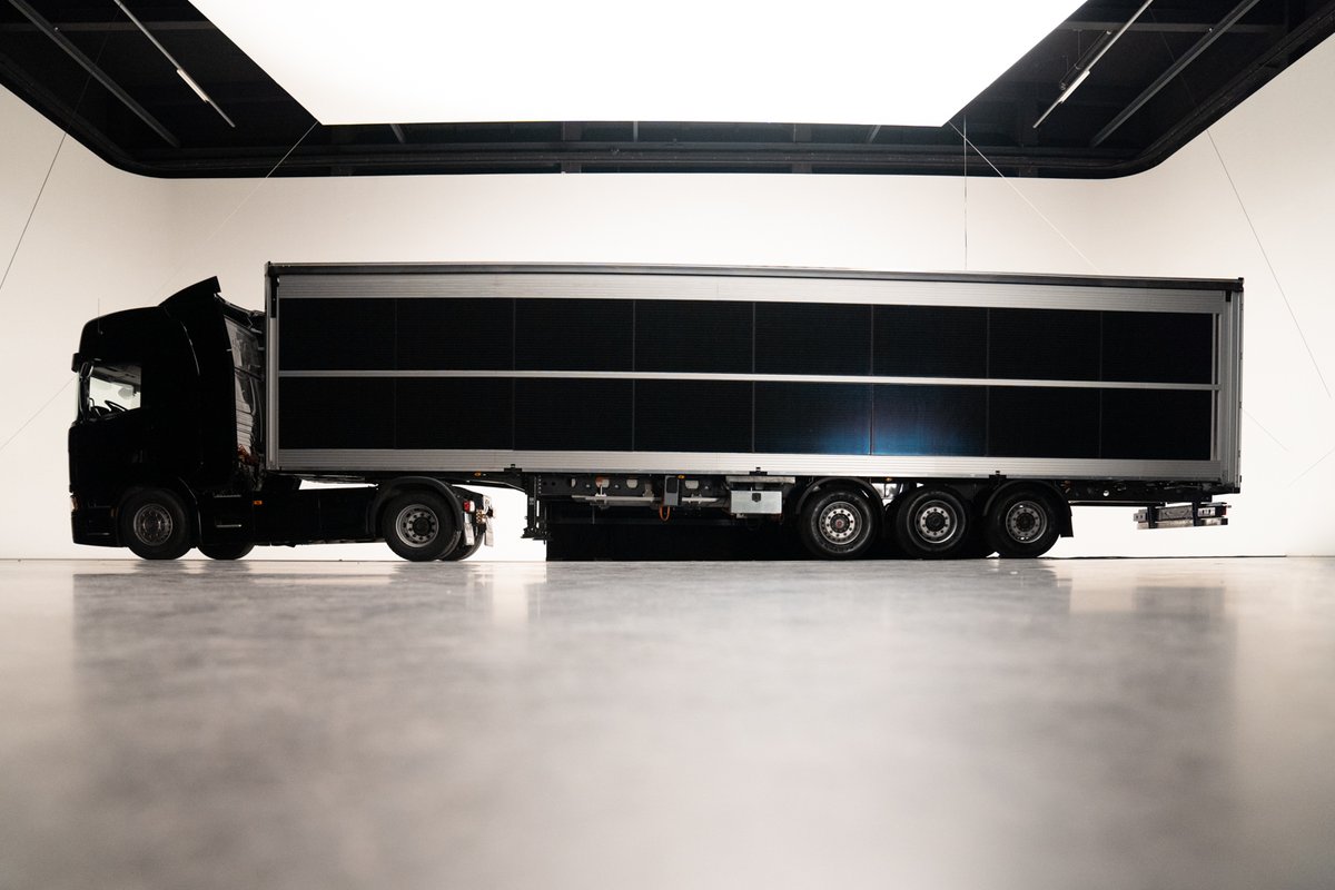 SonoGroupNV's tweet photo. Let's make the world solar. Possible applications for a solar integration in the whole body: buses, trailer, ships, trains, shuttles... Just imagine what an impact it could make. https://t.co/SUlfdpXICa #SonoMotors #SonoSolar #solarpower #drivenbythesun https://t.co/npNhkdr4Te