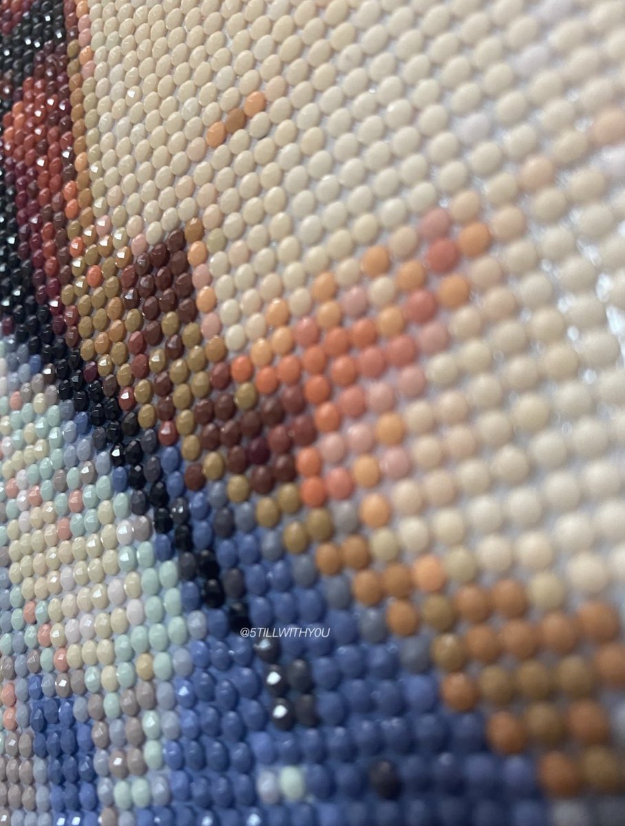 i painted taehyung with beads