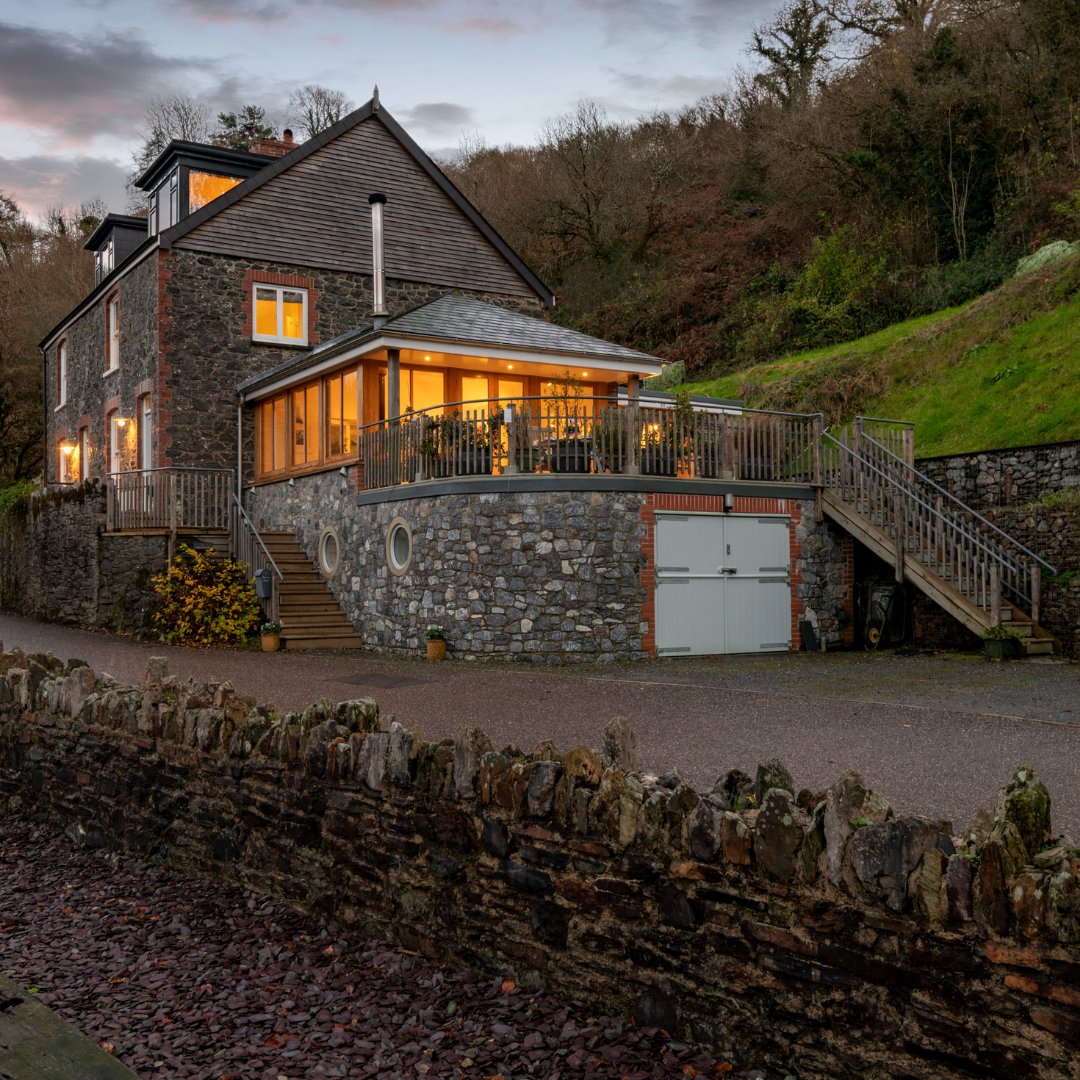 ACT_Studios's tweet photo. Here's another angle of the lovely 1 Perchwood Cottage from @THCottages 

#toadhall #actstudios #holidayrental #self-catering #cottage #cottagecore https://t.co/9afhH8MXNQ