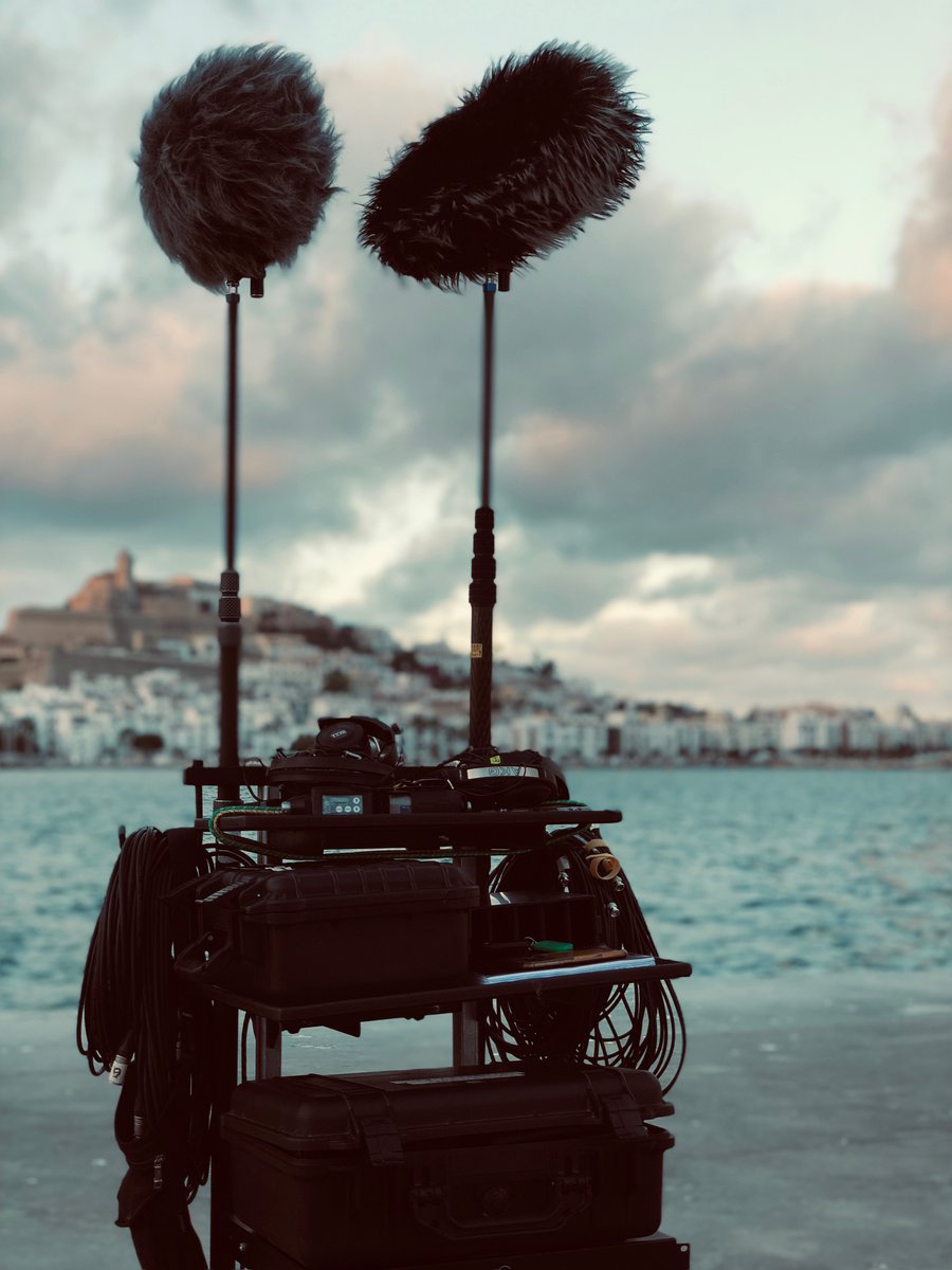 Esperando que todo se normalice y podamos enseñar #ElsecretodeIbosim al mundo.
Este último año parece que la vida está en "stand by".
#Película #cineespañol #Ibiza #homenajeaIbiza 
elsecretodeibosim.com