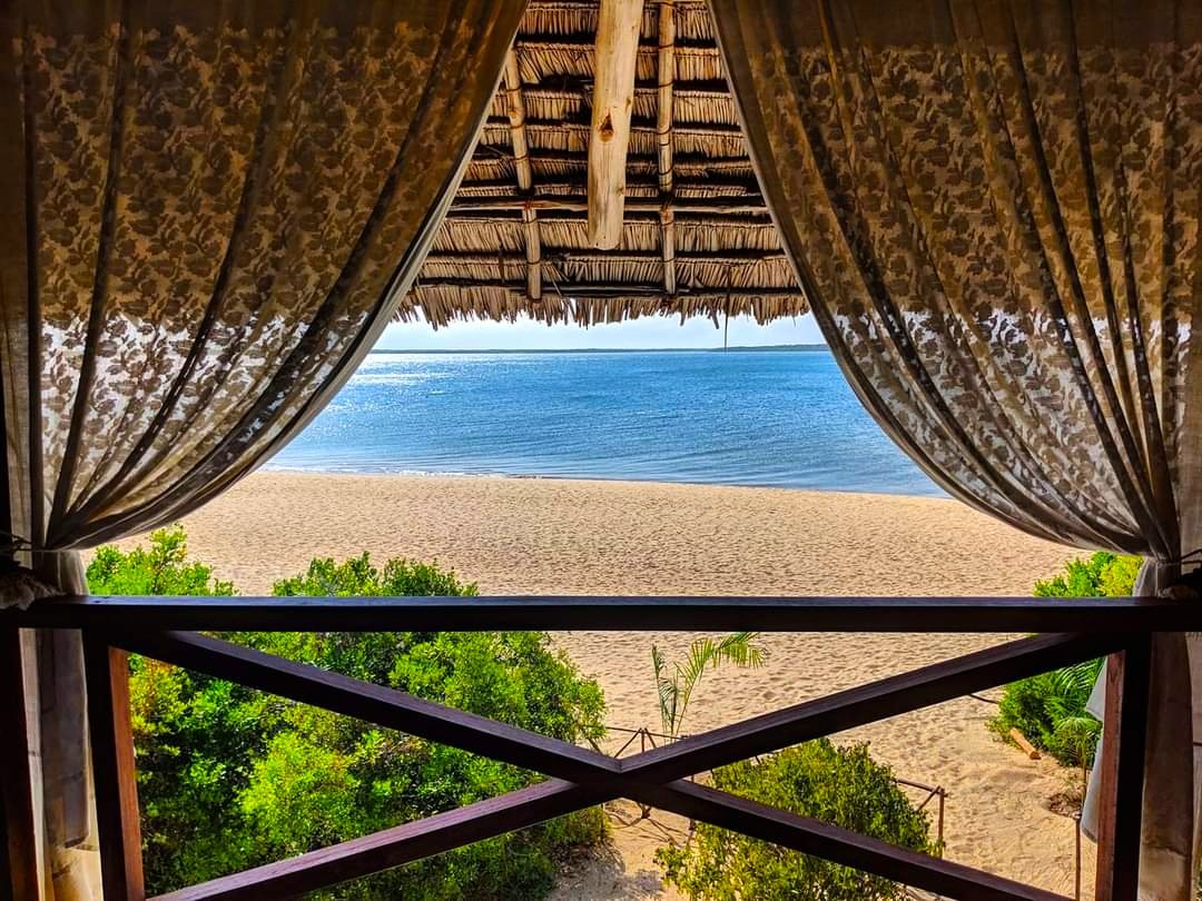 EAluxurytravel's tweet photo. This is @magicalkenya #Rediscoverthemagic #hiddengemsofkenya #livingthemagic
#explore #LuxuryTravel #luxurylifestyle @TheLuxeQueen1 #whyilovekenya #TembeaKenya #buykenyabuildkenya https://t.co/ooQRL5X9mj https://t.co/CnWpoN6VuU