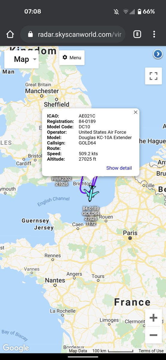 scan_sky's tweet photo. #USAF - KC-10A Extender - 84-0189 - #GOLD64
Towing #TREND Flight - 2 x F-15s
Currently Holding Over South East England, Due To One F-15 Having To Return To @48FighterWing Because Of Transponder Issues & Constantly Squawking 7700. https://t.co/VcoaC4K75a