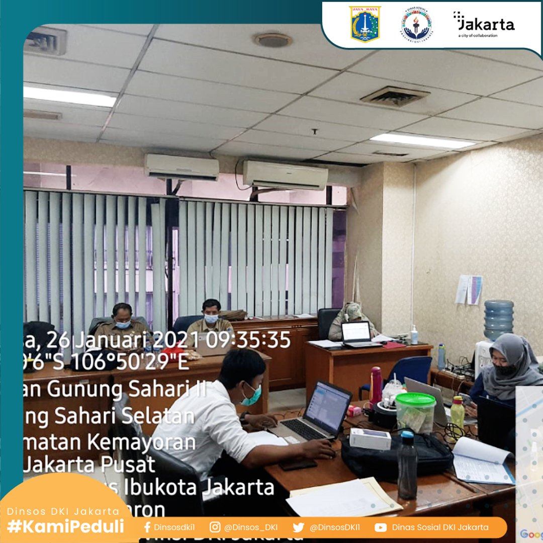 DinsosDKI1's tweet photo. Dinsos Prov DKI Jakarta menyediakan fasilitas call center bagi masyarakat perihal Pertanyaan dan keluhan seputar BST, dapat disampaikan melalui nomor telepon: (021) 426 5115 atau 0821-1142-0717 (khusus WhatsApp) dengan waktu pelayanan selama hari Senin s.d. Jumat jam 08.00-17.00. https://t.co/2lCCAPhEBD