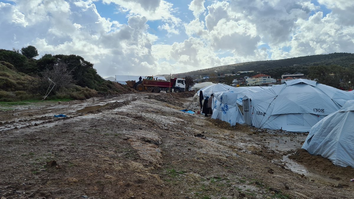#Greece: We now know there is lead contamination at Lesbos Mavrovouni camp, but we don't know where & how bad it is because government does not make actual soil testing results public. @EU_Commission: release full info so people can protect themselves hrw.org/news/2021/01/2…