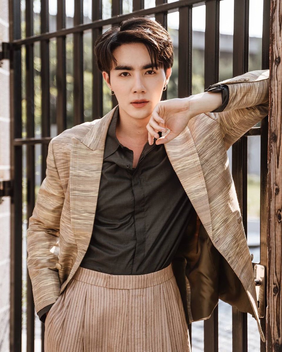 𝙭 𝙯𝙚𝙚𝙥𝙧𝙪𝙠 ()*— 𝙖 𝙩𝙝𝙧𝙚𝙖𝙙.