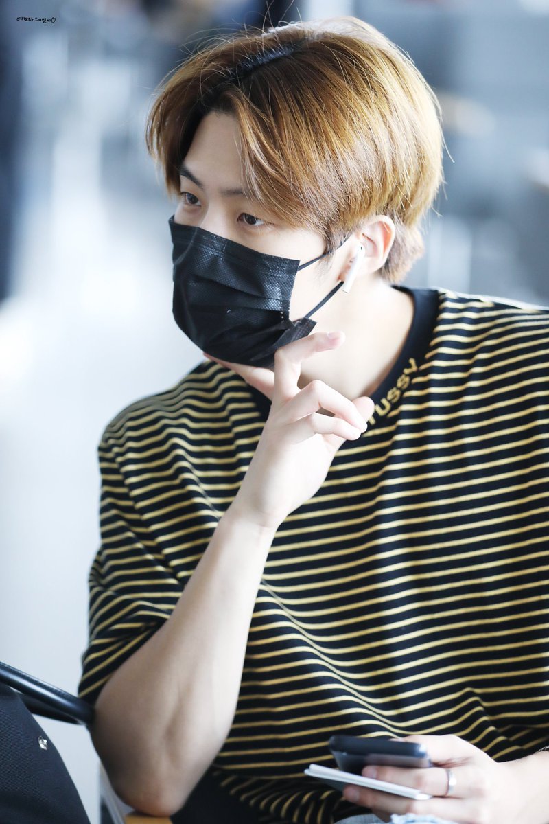 bomibeam's tweet photo. GOLDENCHILD - 𝗟𝗘𝗘 𝗗𝗔𝗘𝗬𝗘𝗢𝗟

ชื่อ : อี แดยอล
เกิด : 11 ก.พ. 2536
ส่วนสูง : 181 cm
ตำแหน่ง : ลีดเดอร์ + เต้น + ร้องนำ
หมายเลขประจำตัว : 11
อิโมจิ : 🦁 https://t.co/UQgn0vufnH