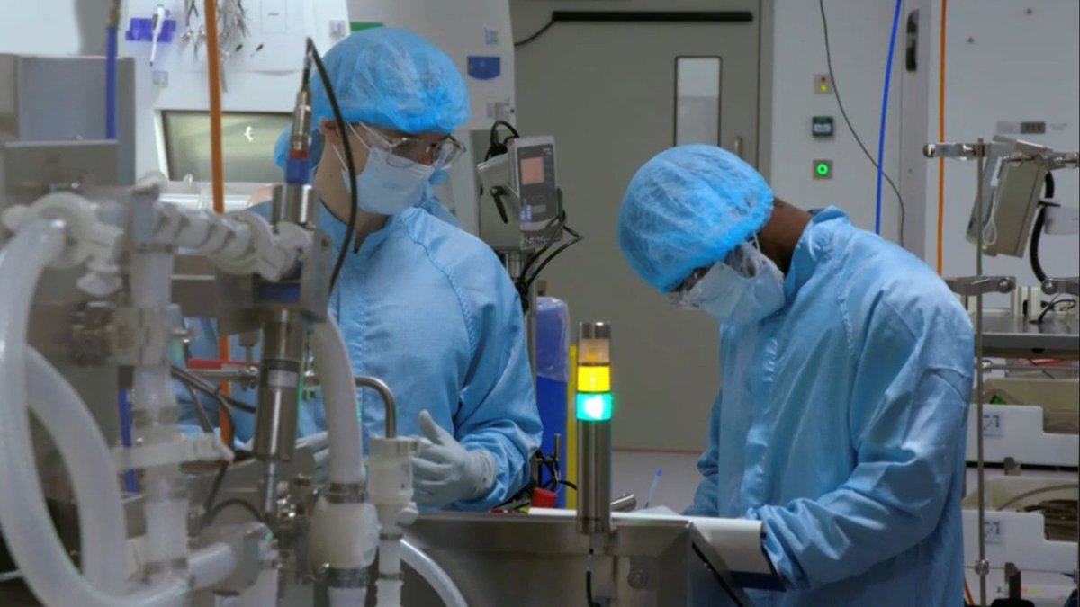 DortekLtd's tweet photo. Dortek are proud to have supplied automated hermetic sliding doors and auto/manual hinged doors for a new, state of the art, COVID vaccine research facility in Oxford. Our doors were featured in a BBC news clip: Panorama - The Race for a Vaccine. #research #dortek #vaccine https://t.co/LnOGlmEV9s