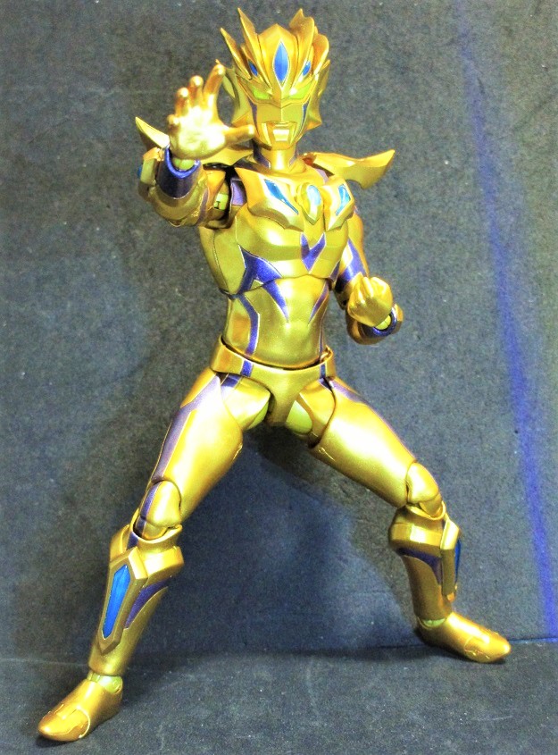 最新 ウルトラマンゼロ レプリカマスク 大人サイズ コスプレ 発光 お面