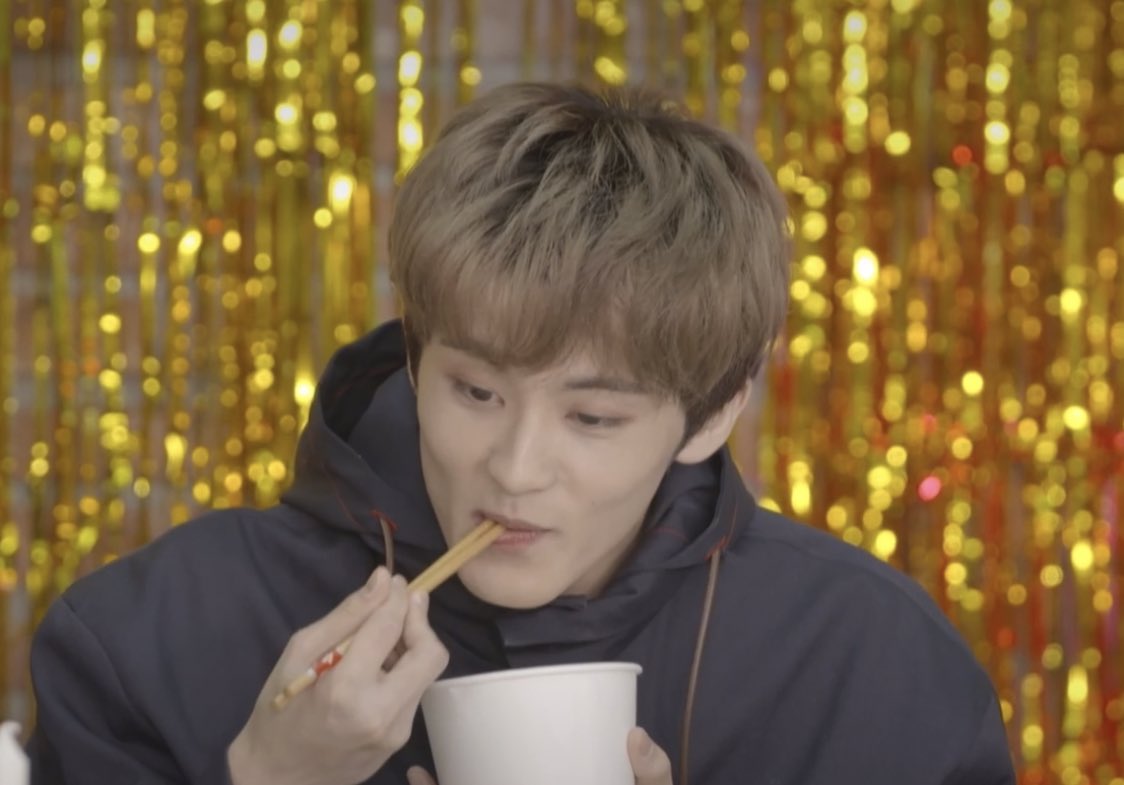 markthesquirreI's tweet photo. 마크 아기메로구이 https://t.co/1eQlpmNIeo