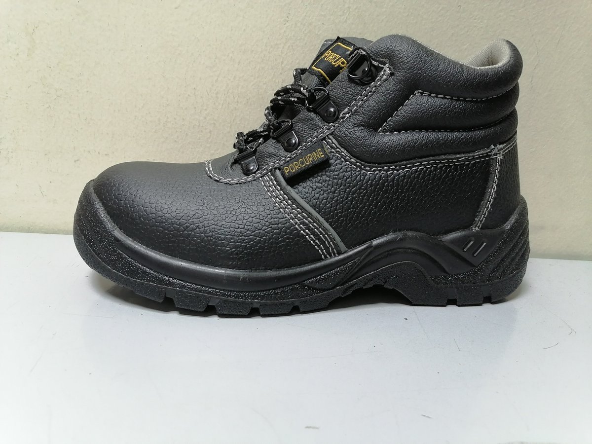 joframic's tweet photo. Porcupine Safety Boots
Sizes available 
5/6/7/10/11/12
@2300

Call/text/whatsapp 0713225736 https://t.co/RhdReHz2GF