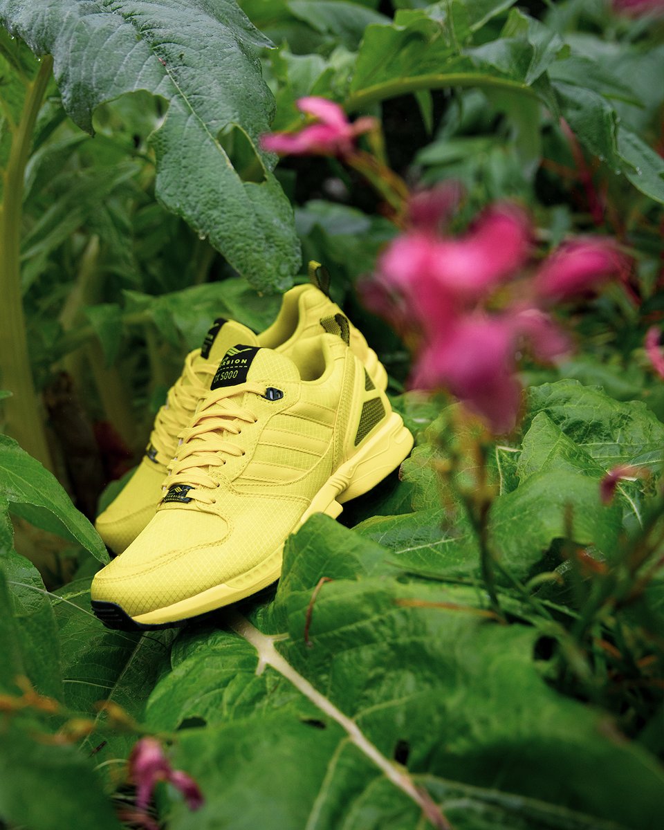 Footpatrol_ldn's tweet photo. The adidas Originals ZX 5000 Torsion is available online, sizes range from UK6 - UK12, priced at £110. Shop now: https://t.co/78xd2a5hDB #adidas #adidasOriginals #adidasZX #ZXRunning #ZX5000 #adidasZX5000 https://t.co/521Y0tyBtx