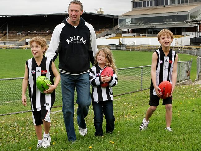 Collingwood announce Tarni Brown will debut on Thursday night.

All three of Gavin's kids have made it to the top level. Incredible ✨