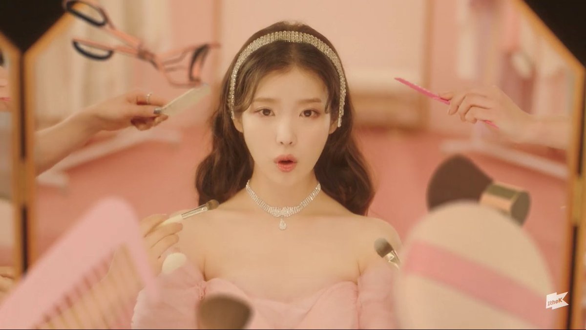 Ieedieun's tweet photo. My pre-release track has been released, finally! Have you listened to it, did you like it? Please do give Celebrity a lot of love! 💫💃 
📽️ https://t.co/3sFlbsAl82 https://t.co/FVzbgdxhBj