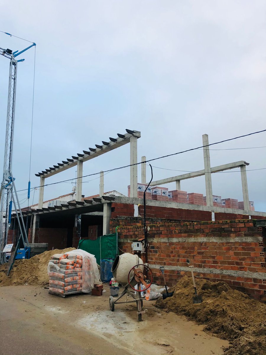 CoexmatGamma's tweet photo. Buenos días,

Afortunadamente seguimos trabajando y suministrando materiales a vuestras casas.

Obra en Campolugar. https://t.co/LqrUw6yQH5
