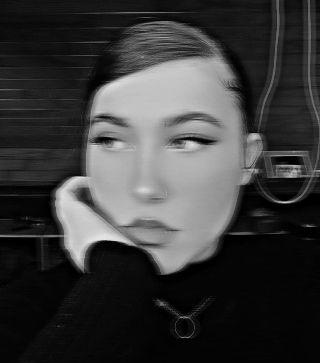 valentina tweet media