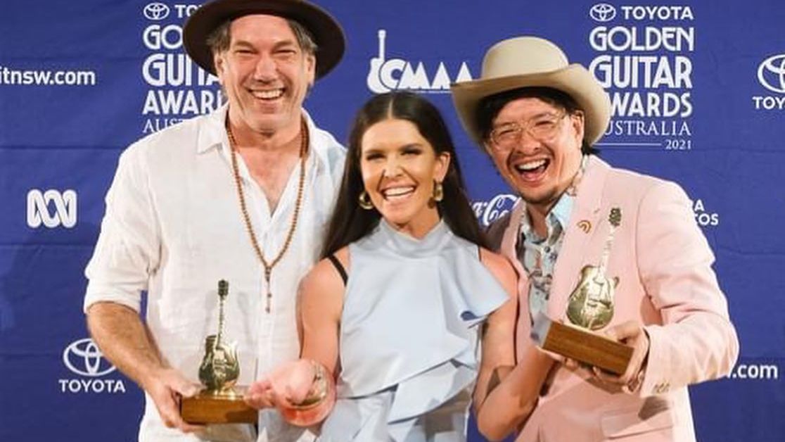 Great news for our US partner @RoynetMusic 🥳 Their client #FannyLumsden took home 5 #GoldenGuitarAwards out of her 7 nominations! The award show was live-streamed on Jan 23rd on #ABC.