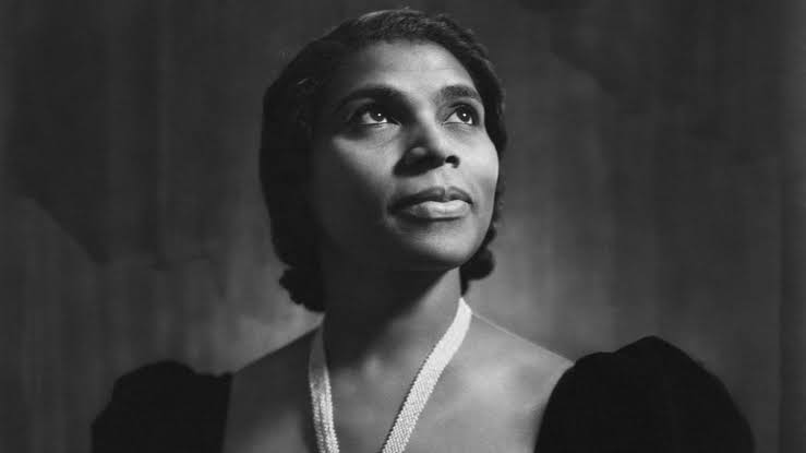 valavoosh's tweet photo. The first ever to sing lead at the Met was contralto Marianne Anderson in 1955. Also singing Verdi. https://t.co/62aEF107ce