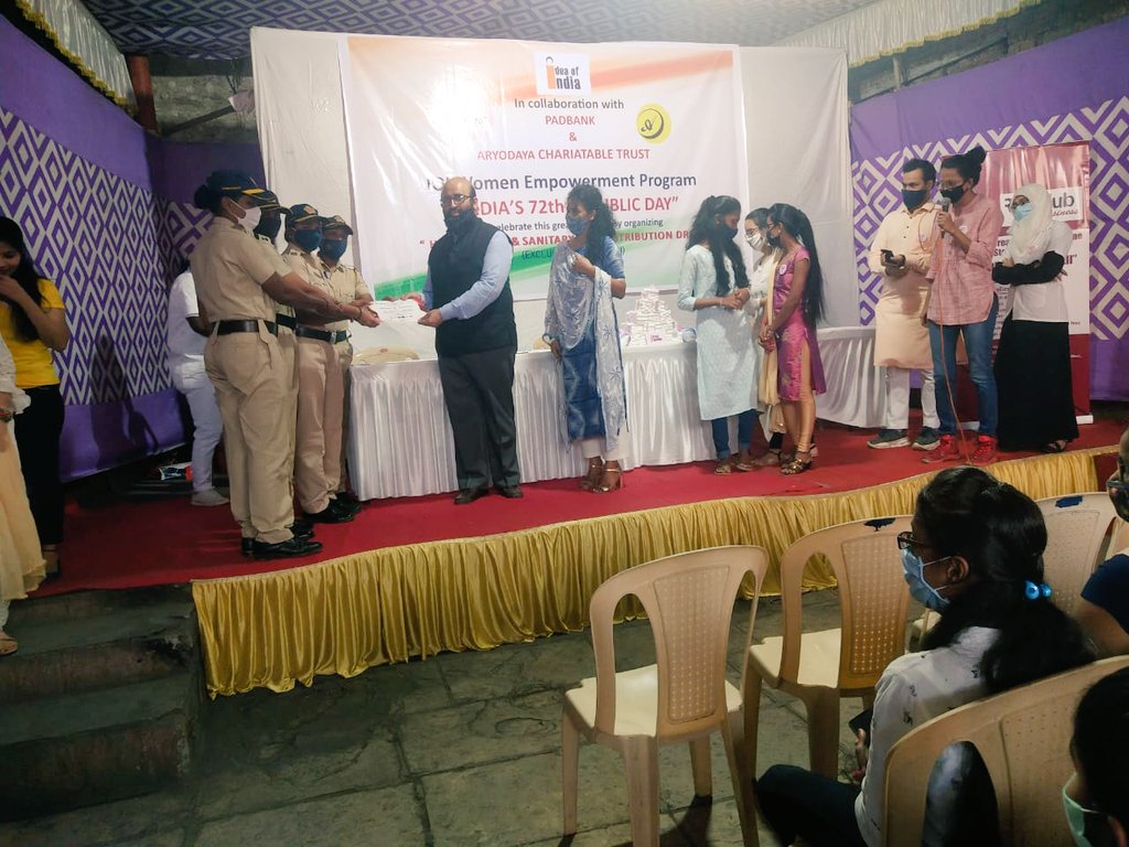 IdeaofI's tweet photo. #IDEAOFINDIA organised WOMEN EMPOWERMENT PROGRAM and SANITARY DISTRIBUTION DRIVE 
#IOIWOMENEMPOWERMENTPROGRAM 
#IOIWOMENHYGIENE 
#ROZIHUBWORKFORALL https://t.co/cMzhhffO4w