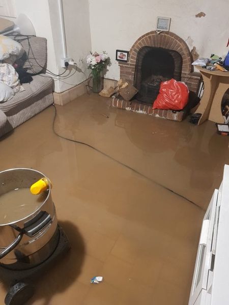 realfixuk's tweet photo. My home has flooded with SEWAGE 17 times in two years – and there’s nothing I can do about it! - 

“There’s been toilet roll, actual faeces, tampons and food waste like chicken, carrots and sweetcorn.

“We did have a dead rat brought in last year."

https://t.co/fdeoz1UeET https://t.co/RyI3zWKUNG