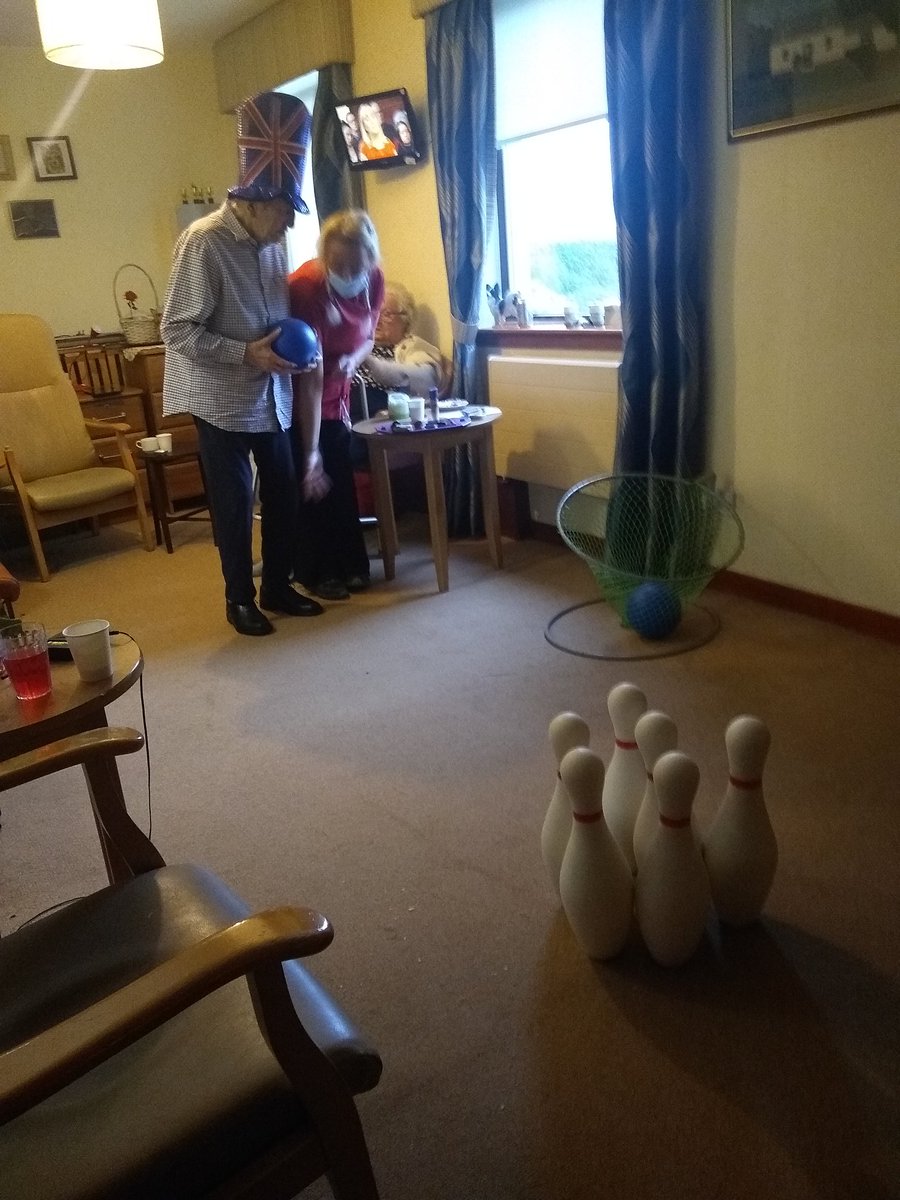 ThorntounCH's tweet image. 🎳 Bowling day today and pamper for Oor Beryl 💄X @vallen5555  @smac1998  @RhonaGibson12  @SusanOr61018690