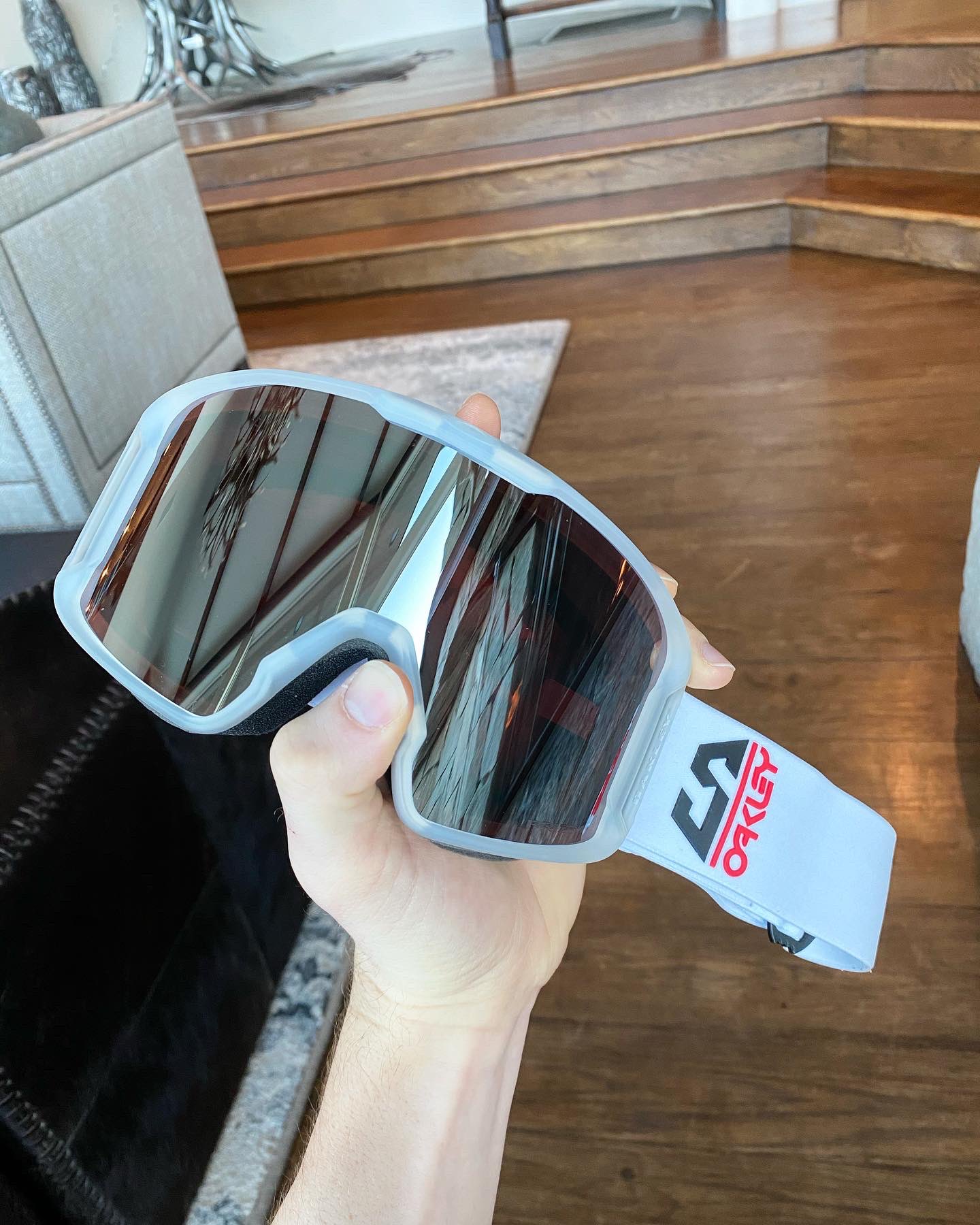 Oakley goggles 2021 sales