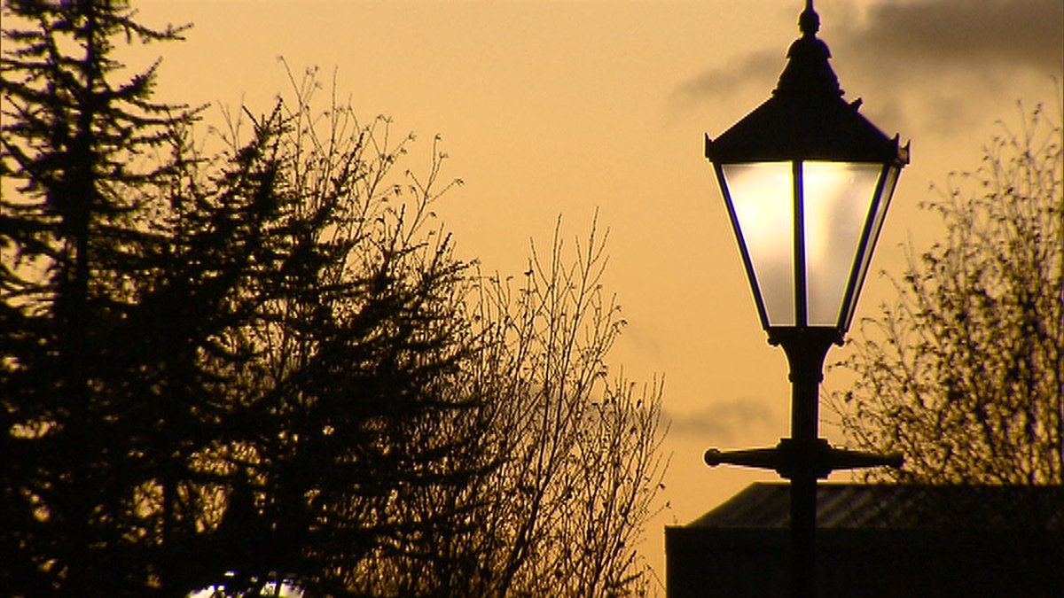 Presenter Anne Cassin gets a guided tour of some Jewish sites in Cork city in the company of Marnina Winkler on #RTENationwide tonight, Wednesday 27th Jan <a href="/RTEOne/">RTÉ One</a> 7pm &amp; RTE+1 8pm <a href="/rte/">RTÉ</a> <a href="/UCC/">UCC Ireland</a> <a href="/CorkHour/">CorkHour</a> <a href="/pure_cork/">Pure Cork</a> <a href="/corkcitycouncil/">Cork City Council</a> <a href="/abcassin/">Anne Cassin</a> <a href="/corkbeo/">Cork Beo</a> <a href="/CorkChamber/">Cork Chamber</a> @RandomCorkStuff RT