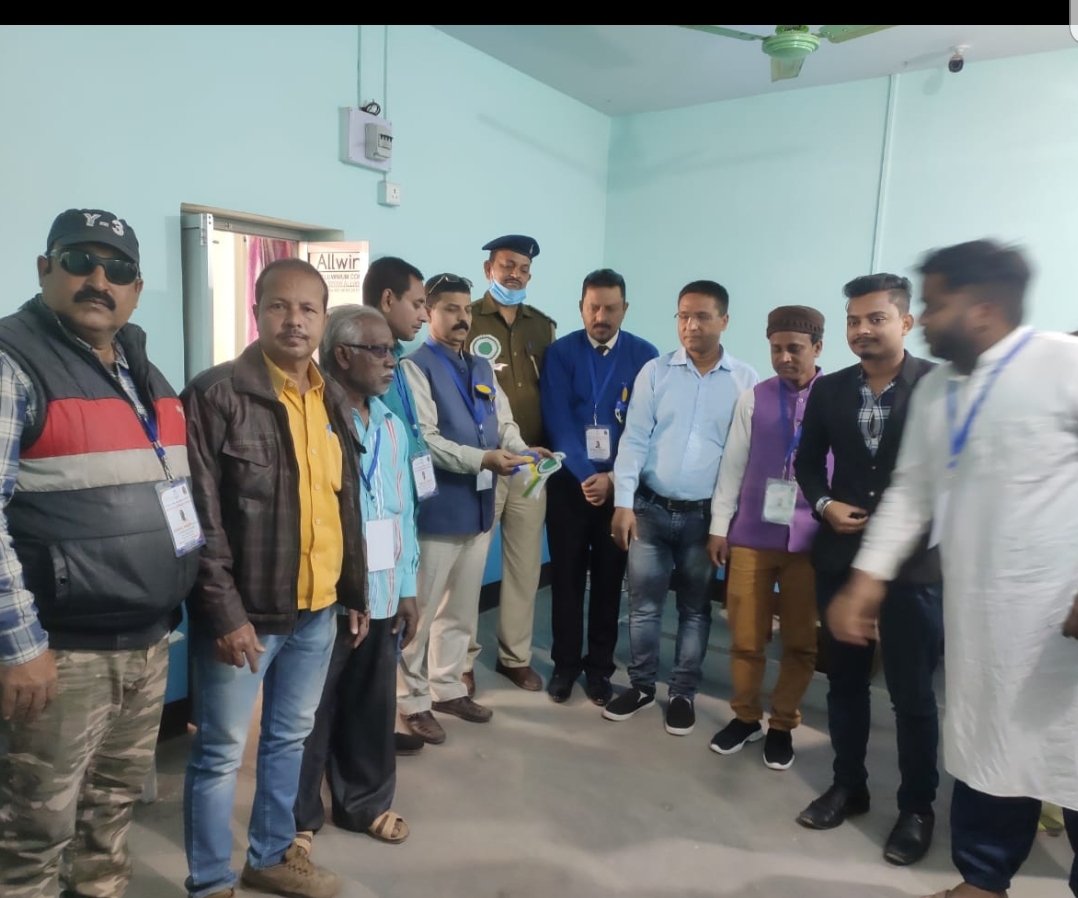 mohammadpwz's tweet image. Today 27th Jan-2021 Free Eye check up camp at Kopali, jsr by MOTHER TERESA INTERNATIONAL FOUNDATION  for poor and labours. 29th jan. we will do Catract operation for 25 people free of cost at Tamoliya Hospital.