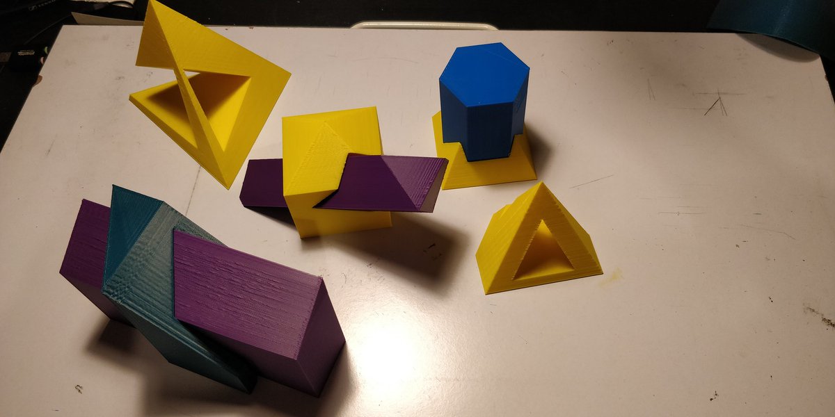 RCMTWCS's tweet image. Getting the benefit of 3D printed DCG models in these times of online teaching. Students giving fantastic feedback on the coloured solid models. #JCt4 #t4 #sindoh #DCG #Technoteachers #graphics