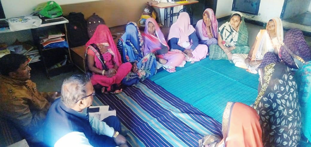 zpmandsaur's tweet photo. जनपद पंचायत सीतामऊ की ग्राम पंचायत हतुनिया के ग्राम जमुनिया मीणा में ग्राम संगठन का गठन किया गया।  
@CMandsaur https://t.co/kLKIJQNu5q