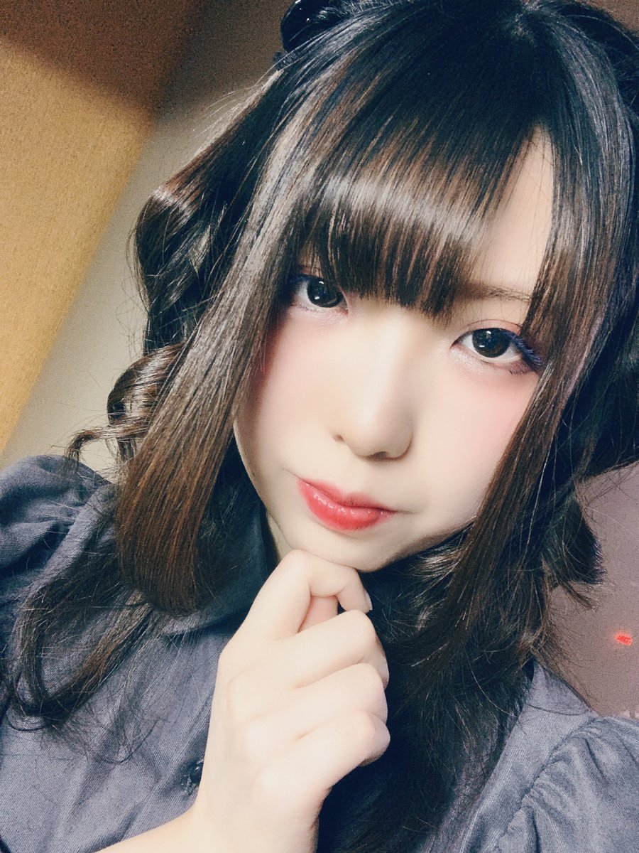 ʚ さり ɞ 地雷系女子はお好きですか ガッツリメイクして 髪型も頑張った結果 これは地雷系なのか 地雷系女子になれてないかも W メイク 地雷系 地雷系メイク ʚ さり ɞ 地雷系女子はお好きですか ガッツリメイクして 髪型も頑張った結果 これは地雷系なのか 地雷系女子になれてないかも W メイク 地雷系 地雷系メイク