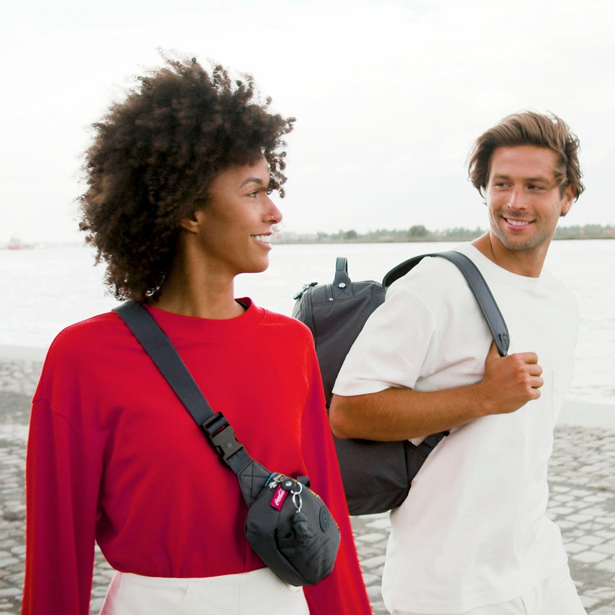 KiplingGlobal's tweet photo. The Kipling | Coca-Cola bags are here and ready for anything. Plus, they're made with recycled polyester from PET plastic bottles! #LiveLight #KiplingCocaCola #RecycleTogether
https://t.co/ovId1rkHmu https://t.co/caXJbOGjIW