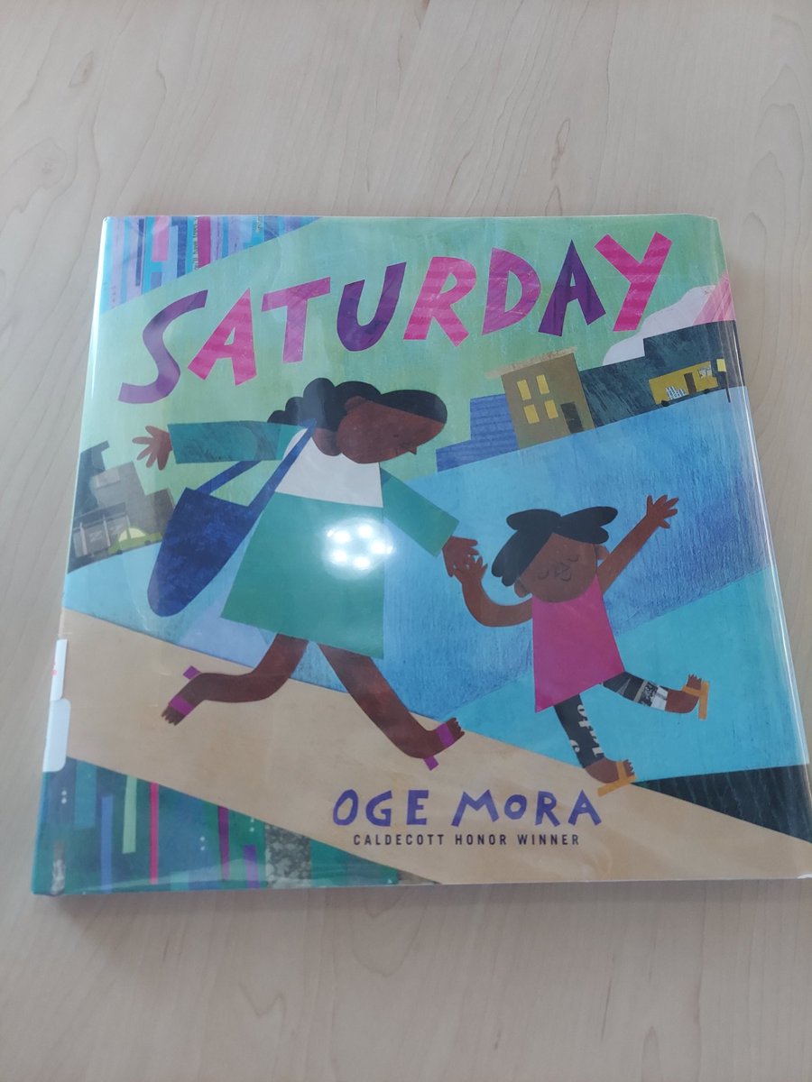RSESlibrary's tweet photo. Kinder is having fun drawing and writing what they like to do on Saturday. We are reading a 2x2 by Oge Mora and using text to self connections! @rancho_panthers @lhisdcomms https://t.co/2rH54AFAOV