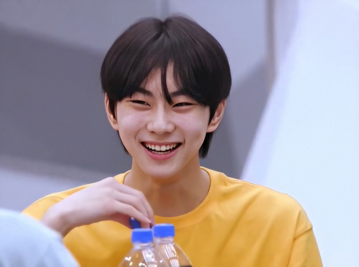 чонвон энхайпен. Jung von matt реклама. Jung von. Enhaypen чонвон. Jung logotype.