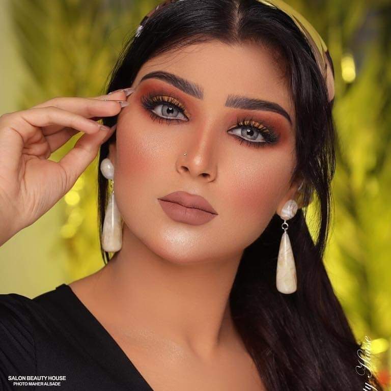 في دستور الراحه ؛  نزه نفسك عن رضا الجميع واهجر كل من يزعجك وعادي لو كلهم يزعلون 🍂🍁