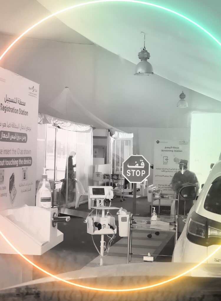 This is a drive-thru vaccination centre in Dubai...watch &amp; learn <a href="/DrZweliMkhize/">Zweli Mkhize</a> <a href="/Action4SA/">ActionSA</a> <a href="/Our_DA/">Democratic Alliance</a> <a href="/davidmabuza/">david mabuza</a>