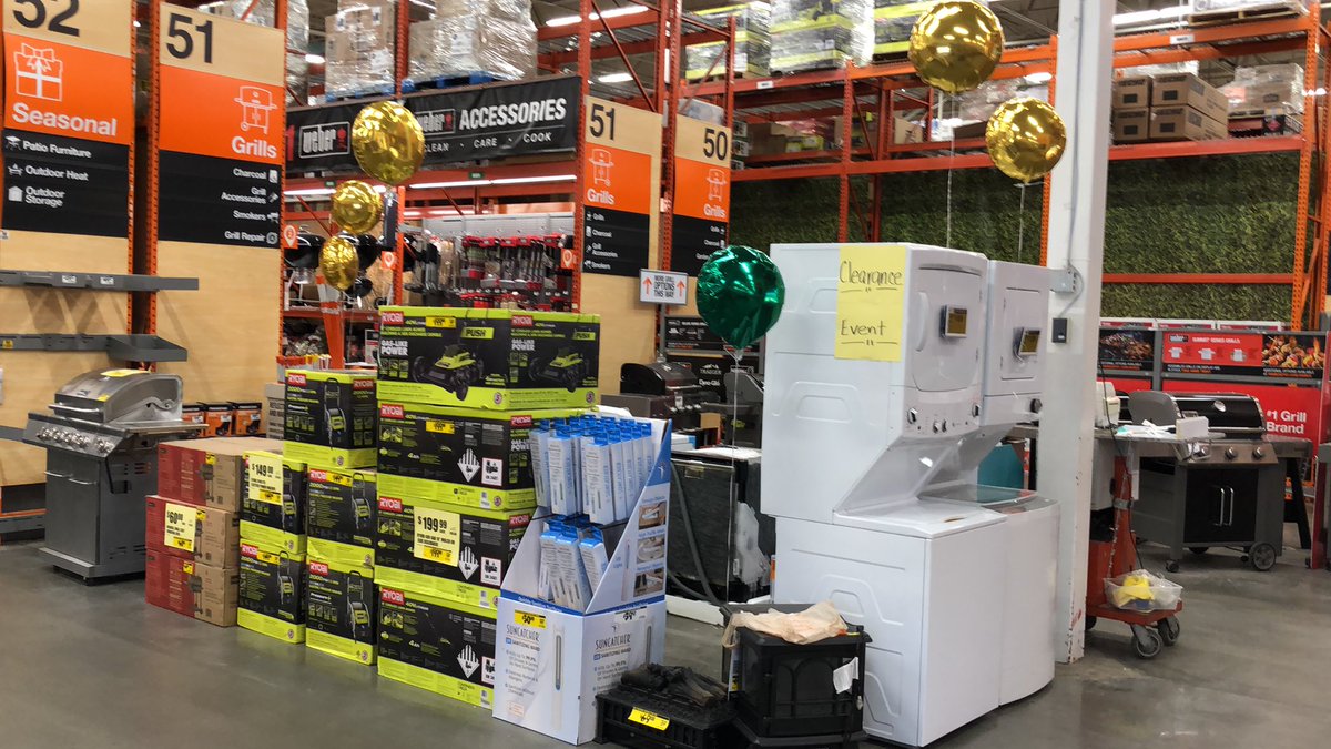 Clearance event looking good at the MILLS..<a href="/erica_mclaurin/">Erica 2584</a>