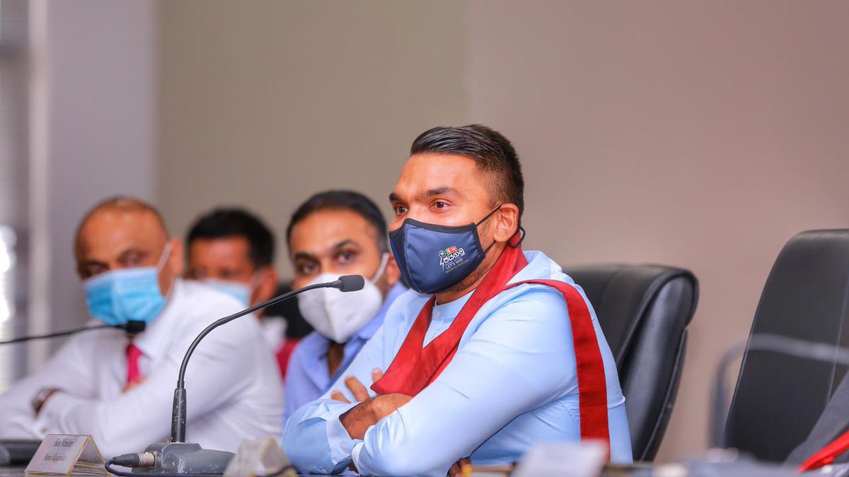 RajapaksaNamal's tweet photo. For the 1st time national athletes and coaches to be signed &amp; contracted on a professional basis with a performance based payment structure! Professional athletes are essential for us to achieve our nations #sporting goals! 🥇 🥈 🥉 #ජයගමු 🇱🇰 #roadtoolympic #olympicgames https://t.co/qzqeHgIAbr