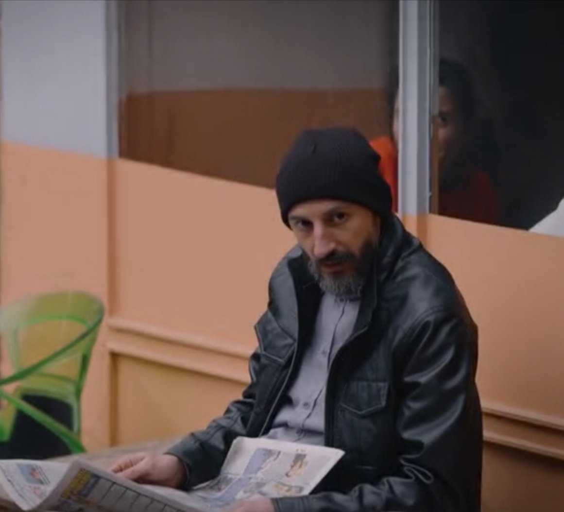 muharrembayrk's tweet photo. 50M2 İzliyorumdur. #50m2 @netflixturkiye'de yayında... @burakaksak @Bkmonline https://t.co/r4A620Vq6r