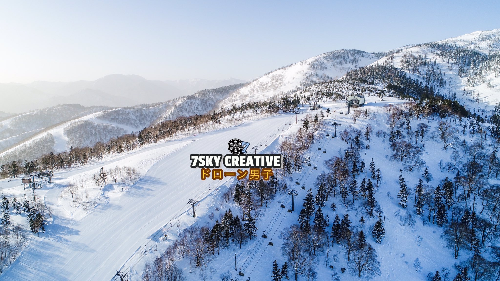 ドローン男子 7skycreative 4k かぐらスキー場 紹介 ドローン空撮 スノーボード 山頂と絶景のゲレンデ Drone Snowboard Japan 再オープンまでお待ち下さい かぐらスキー場がまたのお越しをお待ちしております フル 高画質 T Co 77dikegkys