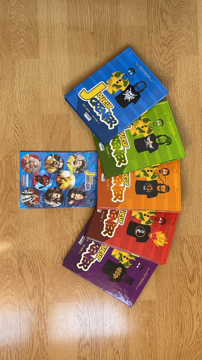 MaximeGhs's tweet photo. Collection complète 💪👌Hâte de voir la saison 6 ! @Frederic_Molas @Seb_du_Grenier @omakebooks @OutOfJDG @KarimDEveryday #frangipanus #jdgsauvelemonde #mondocinematicuniverse #mondoworld https://t.co/Uop637rPTv