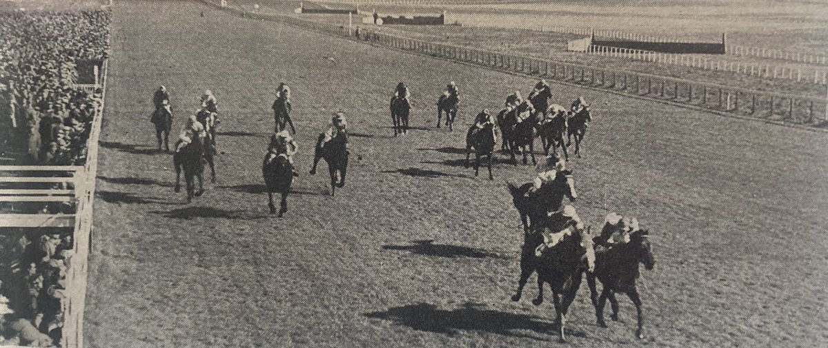 JohnWathenBerry's tweet image. Today’s lockdown diversion. Four racecourses to be identified, please. I’ll put the answers up some time after 6.00, but I’d imagine you’ll have worked them out long before that.