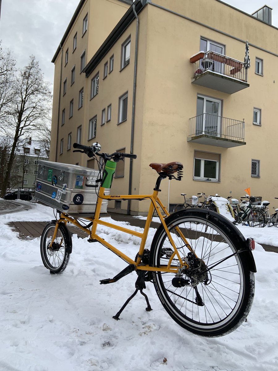 DieKathrin1's tweet photo. Niemand fährt im Winter Rad... raus mit der Dicken! #winterradln https://t.co/MG2XwM40KI
