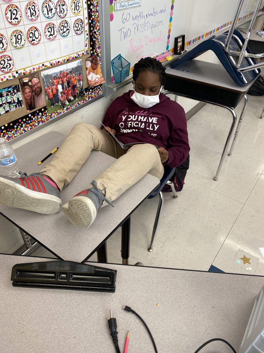 LPE_Okell's tweet photo. Everyone is LOVING Literacy Week here at LPE!  Teachers and kids alike are so excited to kick back and just read! @ErinMulcahy6 https://t.co/uat426IykE