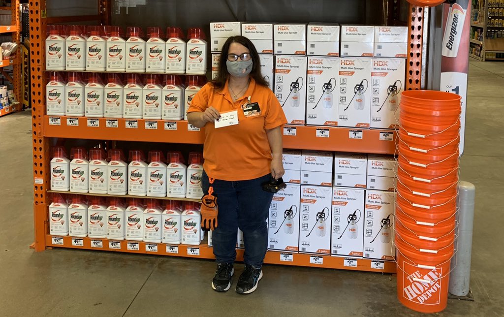 Congrats Kari on earning another milestone. Thank you for everything you do! <a href="/Lange10Jonathan/">Jonathan Lange</a> <a href="/BrandonB885/">Brandon Benfield</a> @AscottTHD <a href="/TrevorLutes/">Trevor Lutes</a>