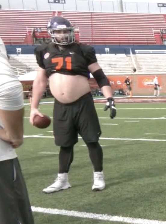 mikerenner_'s tweet photo. Wisconsin Whitewater IOL Quinn Meinerz is a day 1 @seniorbowl  winner for this aesthetic alone (cc @RieseDraft) https://t.co/6EpYNhHmoc