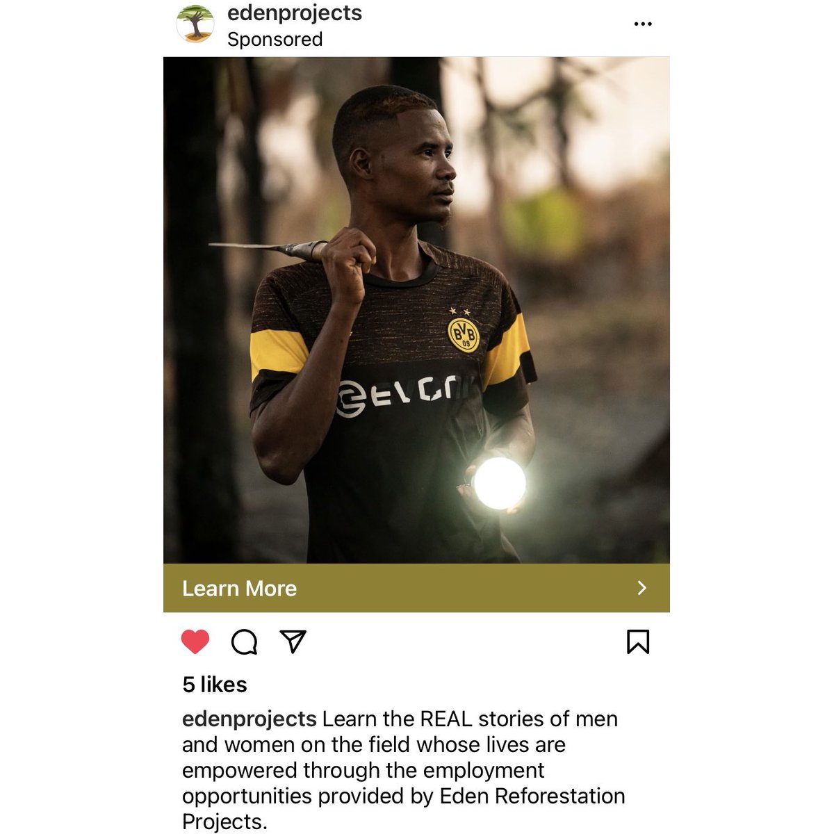 Joseph heads out on his night rounds to protect forests from poachers and forest fires. He helped plant thousands of seedlings with @edenprojects in Madagascar.  #humanitarianphotography #planttrees🌱 #sonyalpha